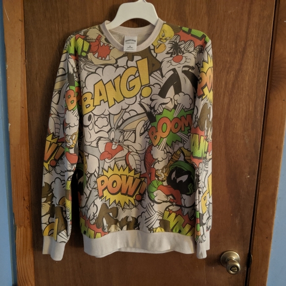 Warner Bros. Other - Looney Tunes Brawl Crewneck Sweater Size M